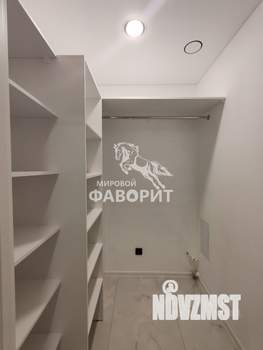2-к квартира, вторичка, 63м2, 10/17 этаж