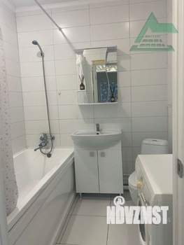 2-к квартира, вторичка, 58м2, 9/17 этаж