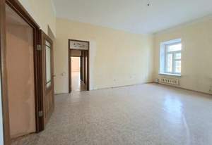 4-к квартира, вторичка, 137м2, 1/2 этаж