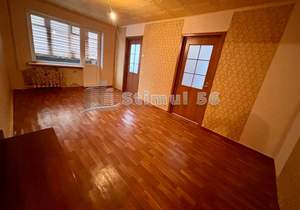 3-к квартира, вторичка, 47м2, 3/5 этаж