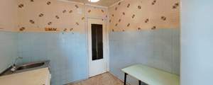 2-к квартира, вторичка, 54м2, 1/9 этаж