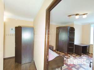 2-к квартира, вторичка, 42м2, 4/5 этаж
