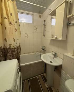 2-к квартира, вторичка, 43м2, 3/5 этаж