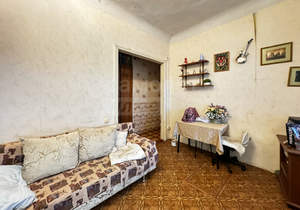 2-к квартира, вторичка, 48м2, 1/1 этаж