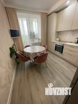 2-к квартира, вторичка, 63м2, 14/14 этаж