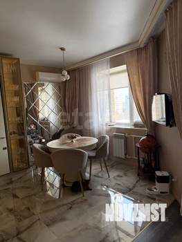 4-к квартира, вторичка, 134м2, 8/10 этаж