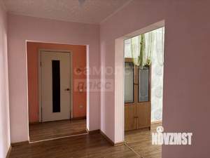 2-к квартира, вторичка, 60м2, 1/10 этаж