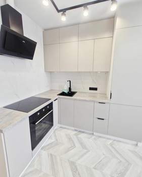 3-к квартира, вторичка, 63м2, 7/17 этаж