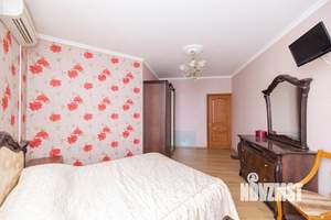 4-к квартира, вторичка, 122м2, 7/9 этаж