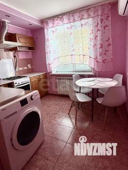 2-к квартира, вторичка, 50м2, 1/9 этаж