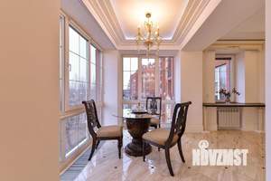 3-к квартира, вторичка, 180м2, 3/7 этаж