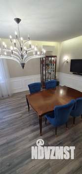 4-к квартира, вторичка, 209м2, 4/5 этаж