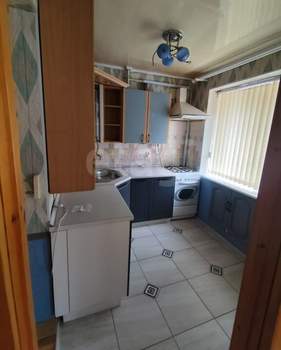 2-к квартира, вторичка, 43м2, 1/5 этаж