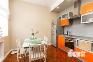 3-к квартира, вторичка, 78м2, 2/2 этаж