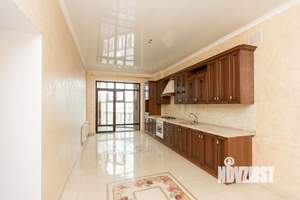 1-к квартира, вторичка, 62м2, 3/5 этаж