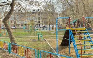 2-к квартира, вторичка, 39м2, 1/4 этаж