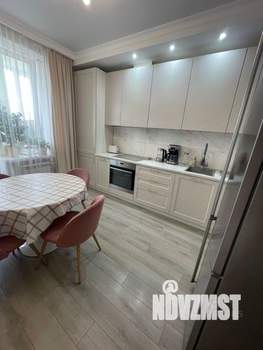 2-к квартира, вторичка, 63м2, 14/14 этаж