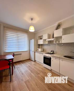 2-к квартира, вторичка, 58м2, 2/17 этаж