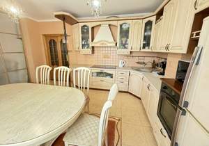 3-к квартира, вторичка, 102м2, 3/17 этаж