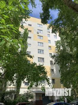 2-к квартира, вторичка, 54м2, 1/9 этаж