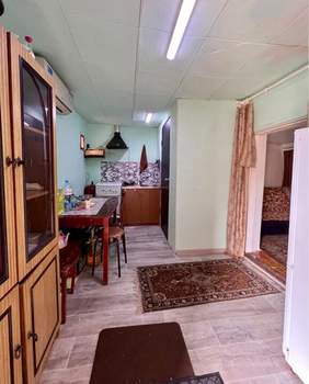 2-к квартира, вторичка, 33м2, 1/1 этаж