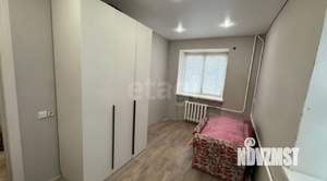 2-к квартира, вторичка, 39м2, 1/4 этаж