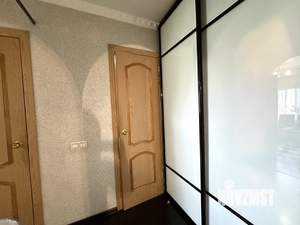 2-к квартира, вторичка, 53м2, 1/9 этаж