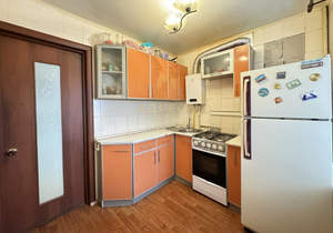 2-к квартира, вторичка, 42м2, 3/5 этаж