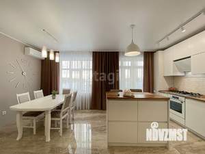 4-к квартира, вторичка, 90м2, 2/5 этаж