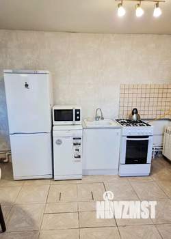 3-к квартира, вторичка, 70м2, 1/1 этаж