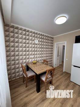 2-к квартира, вторичка, 61м2, 10/17 этаж