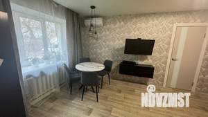 2-к квартира, вторичка, 40м2, 1/4 этаж