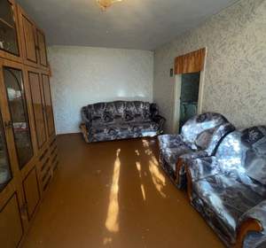 4-к квартира, вторичка, 61м2, 1/5 этаж
