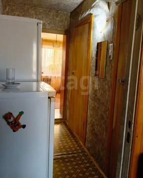 3-к квартира, вторичка, 60м2, 9/9 этаж