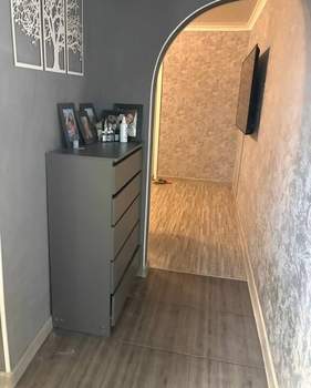 4-к квартира, вторичка, 61м2, 5/5 этаж