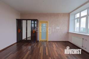 4-к квартира, вторичка, 112м2, 5/5 этаж