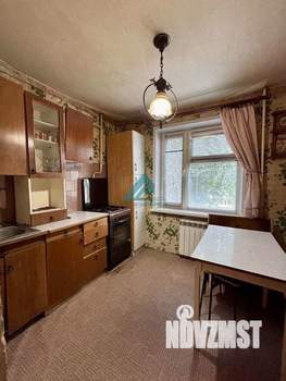 2-к квартира, вторичка, 50м2, 1/9 этаж