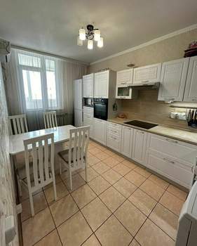 2-к квартира, вторичка, 60м2, 9/17 этаж