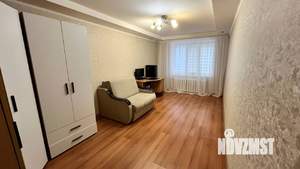 2-к квартира, вторичка, 64м2, 1/10 этаж