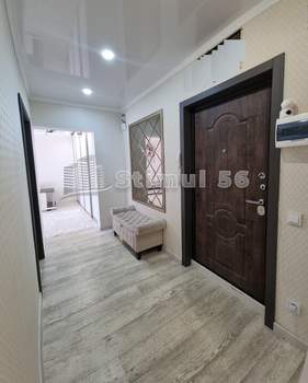 2-к квартира, вторичка, 52м2, 10/17 этаж