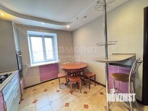 3-к квартира, вторичка, 63м2, 5/5 этаж