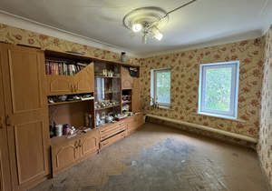 3-к квартира, вторичка, 44м2, 1/1 этаж