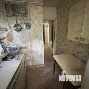 4-к квартира, вторичка, 61м2, 1/5 этаж