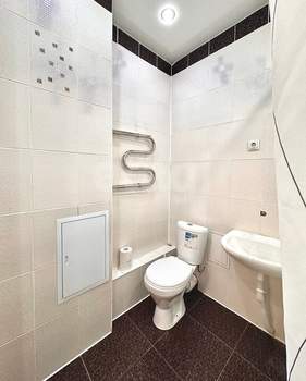 1-к квартира, вторичка, 42м2, 10/17 этаж