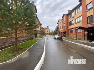 2-к квартира, вторичка, 60м2, 1/3 этаж