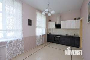 4-к квартира, вторичка, 112м2, 5/5 этаж