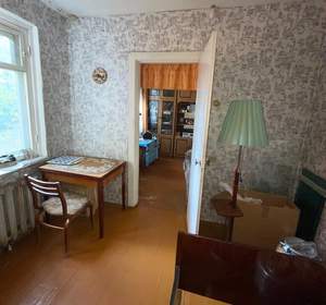 4-к квартира, вторичка, 61м2, 1/5 этаж