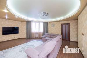 3-к квартира, вторичка, 84м2, 8/17 этаж