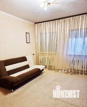 3-к квартира, вторичка, 70м2, 1/1 этаж