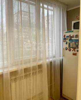 3-к квартира, вторичка, 70м2, 1/9 этаж